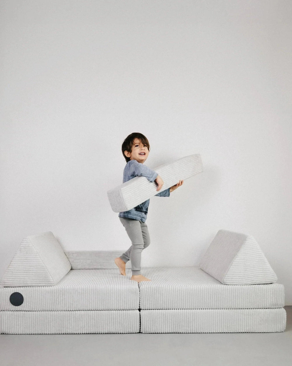 WONDERWUZZ Multifunktionales Spielsofa Oh So Sofy - Cord Wonderwuzz