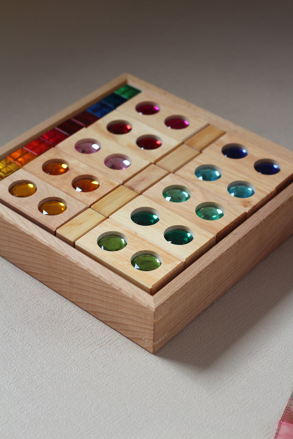 BAUSPIEL Kleine Farbstraße mit Lichtbauwürfel 45 Teile