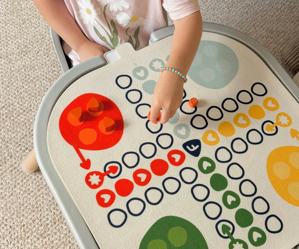FUNZY Spieltisch Set mit 2 Stühlen