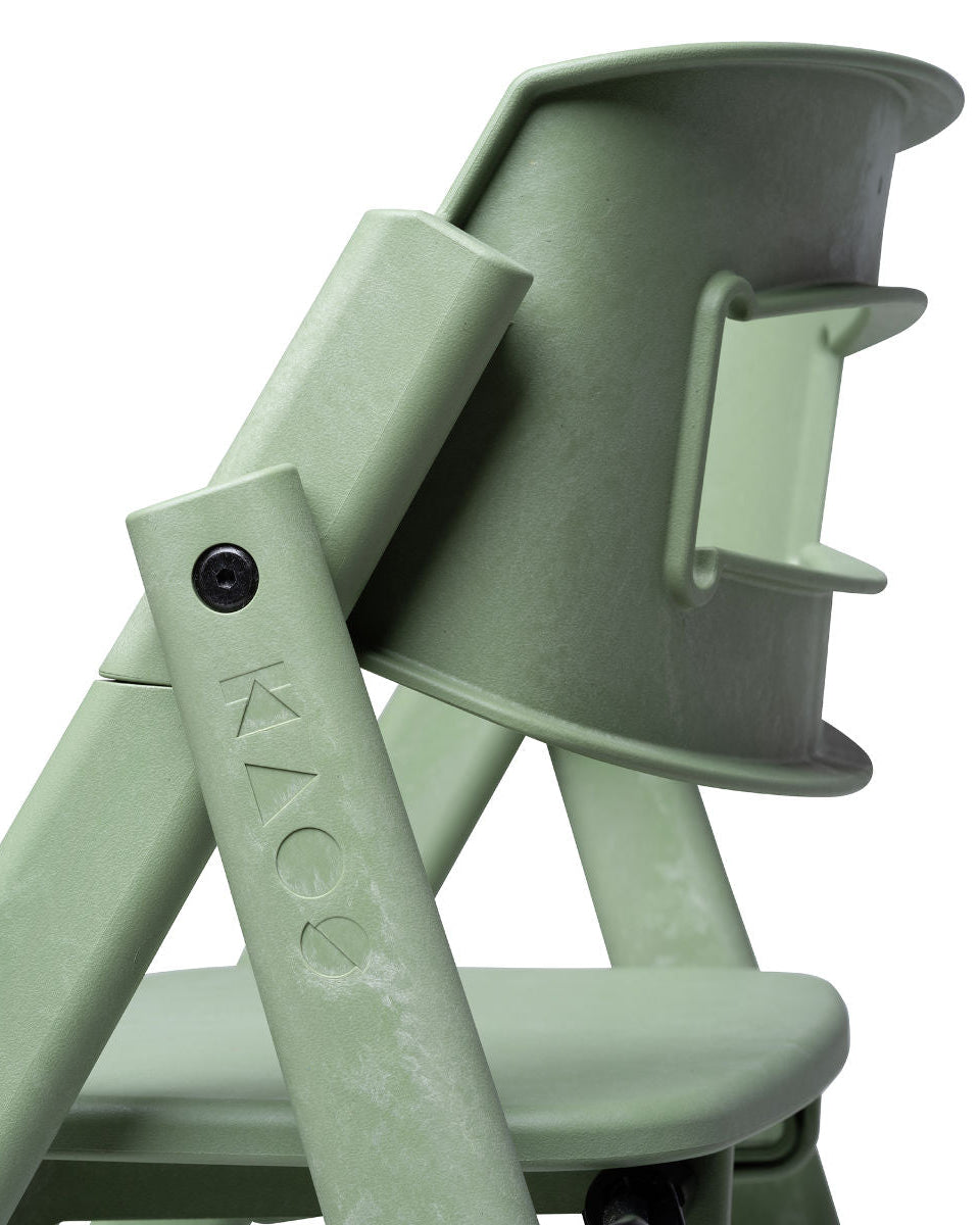 kaos-klapp-hochstuhl-aus-100-recyceltem-plastik-klappbar_mattes finish