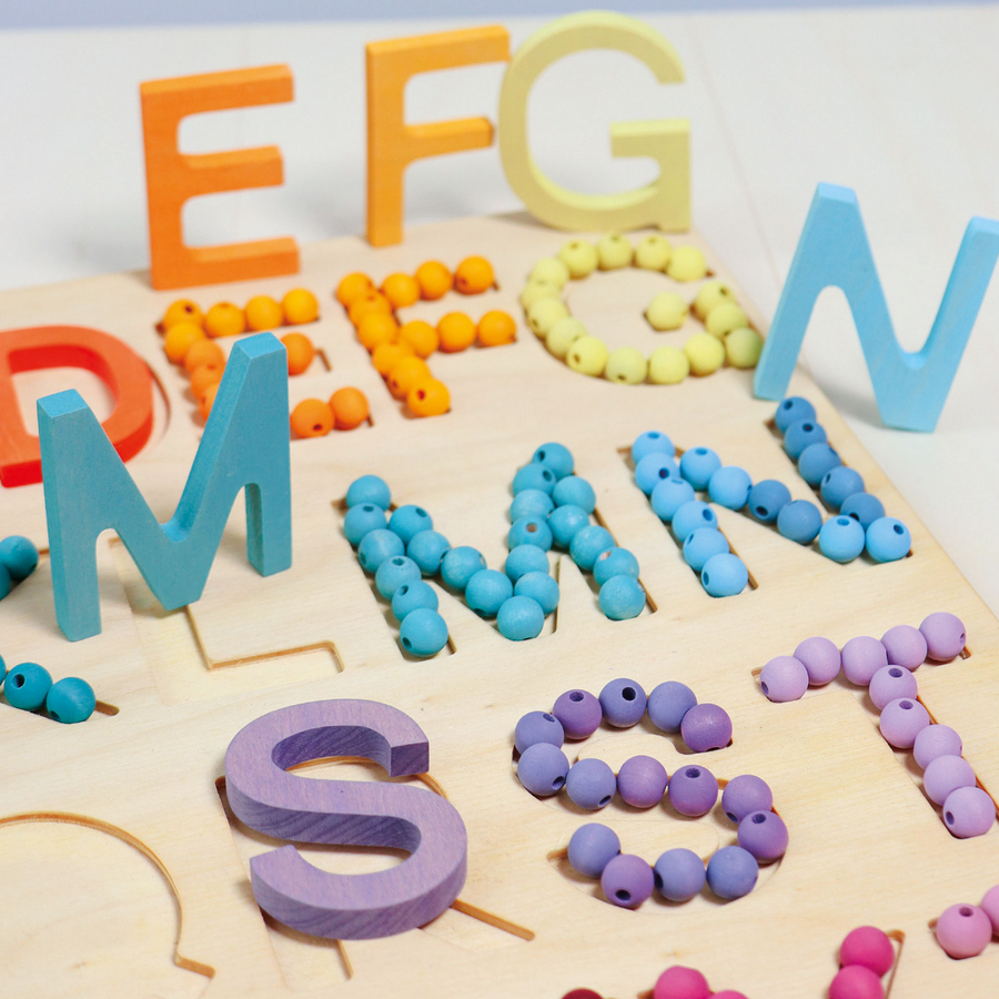GRIMM'S ABC Spiel mit ABC Lernfiguren im Set Grimms